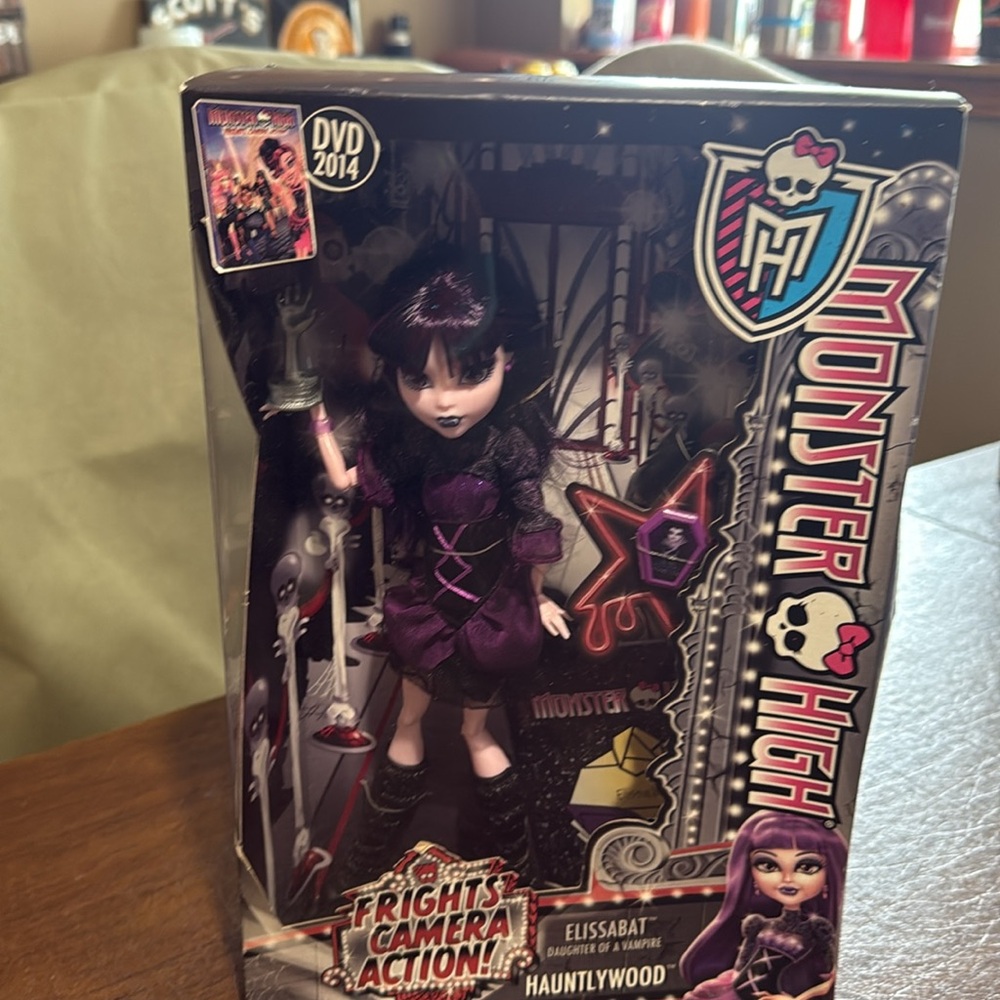 Monster High Elissabat Doll / Fright Camera Action - Picture 7 of 7